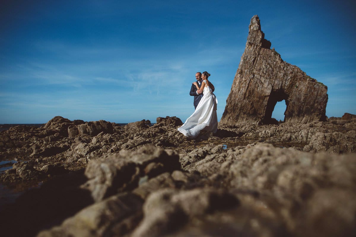 Novios en la Playa Atardecer - Playa de capiechu 2
